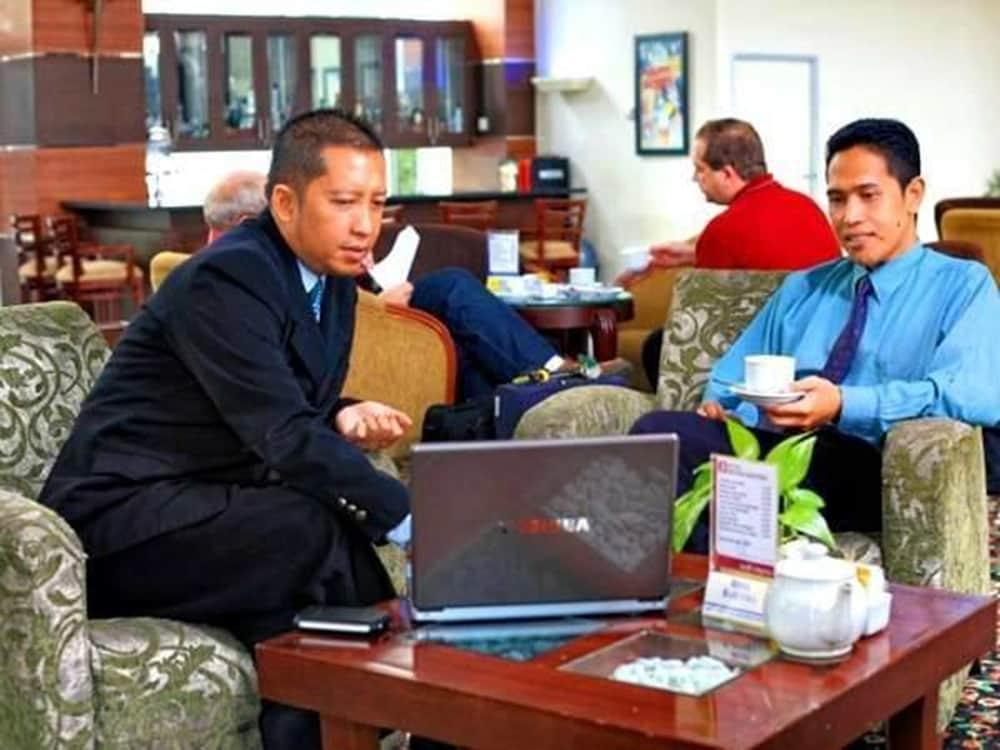 A' Bahtera Residence Klandasan Kecil Ngoại thất bức ảnh