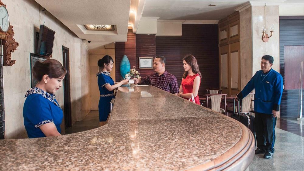 A' Bahtera Residence Klandasan Kecil Ngoại thất bức ảnh