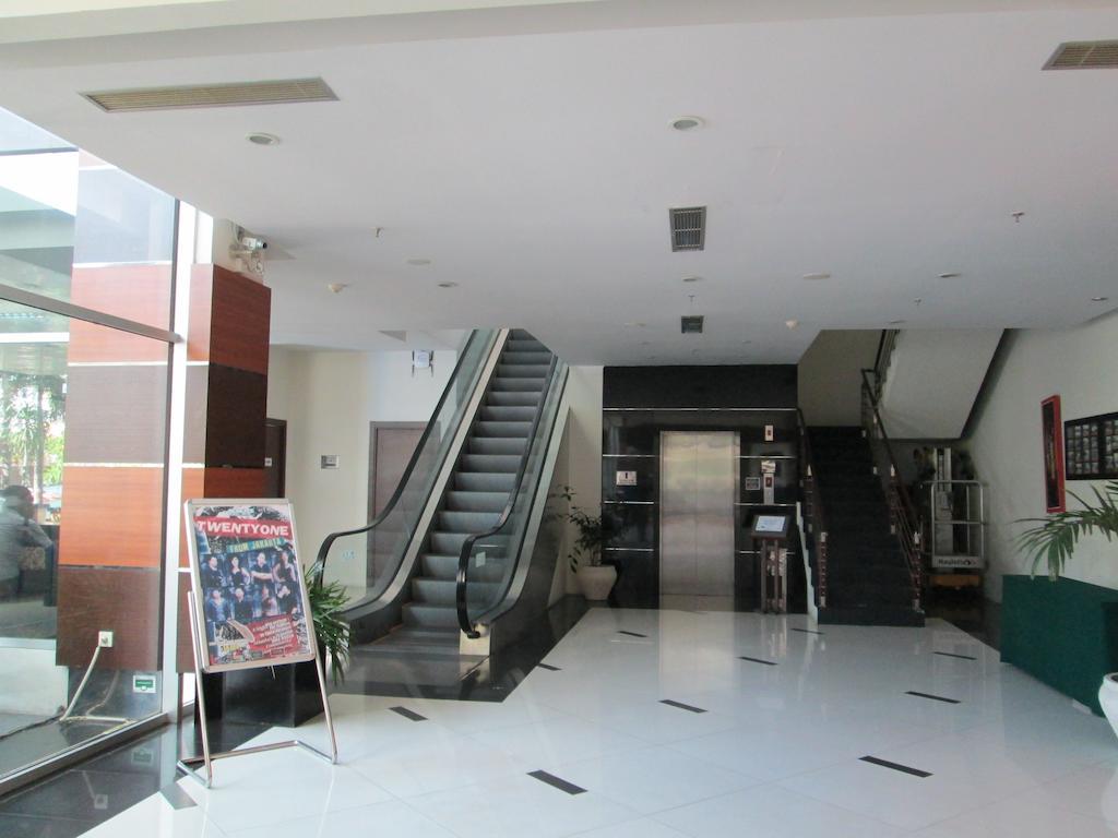 A' Bahtera Residence Klandasan Kecil Ngoại thất bức ảnh